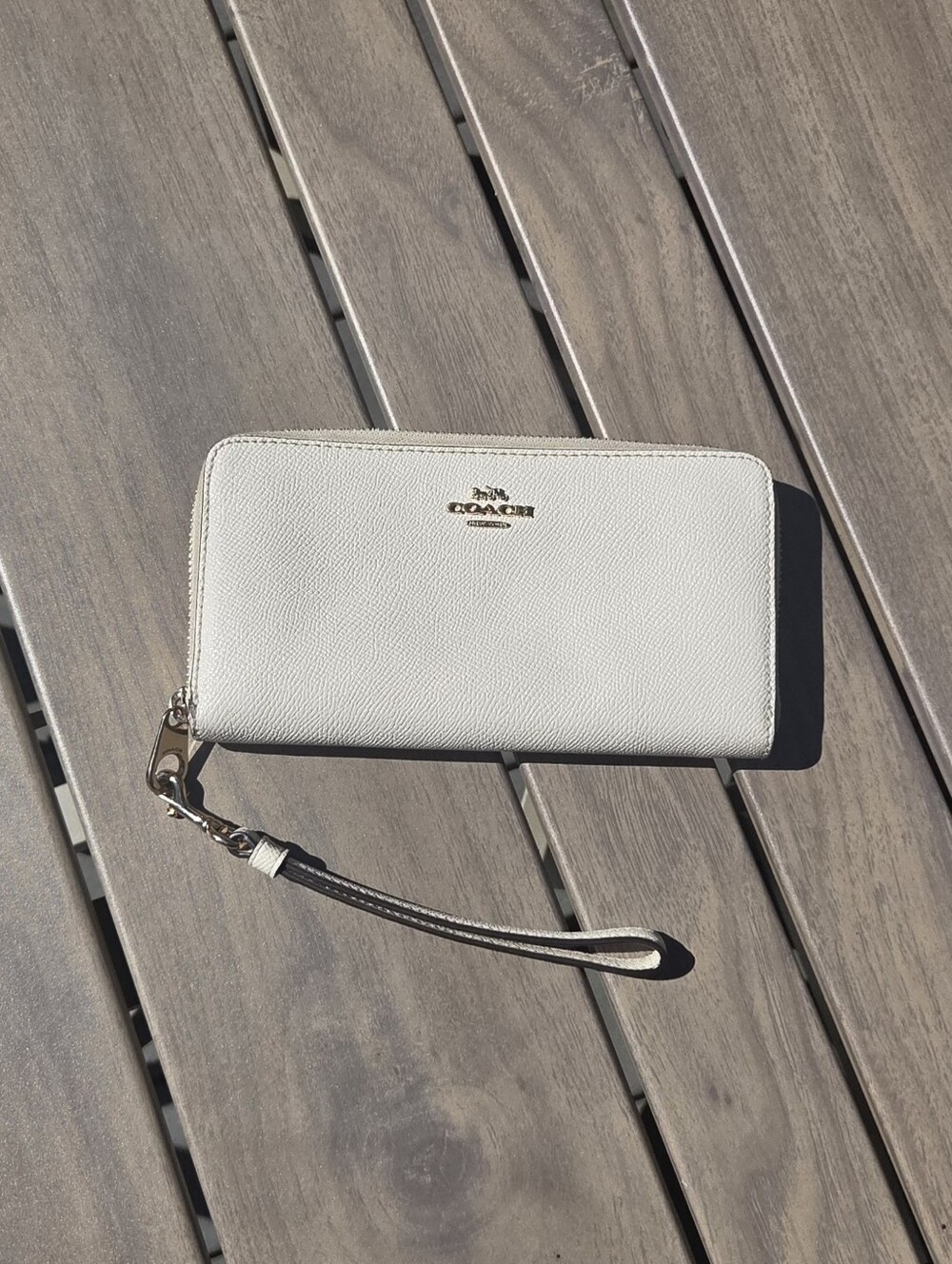 Coach White Zip-Around Wristlet Wallet With Removable Strap